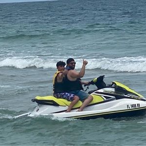 Meet your Posher, Alexander